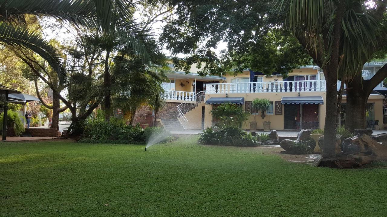 Gemstone Guest House クラークスドープ エクステリア 写真