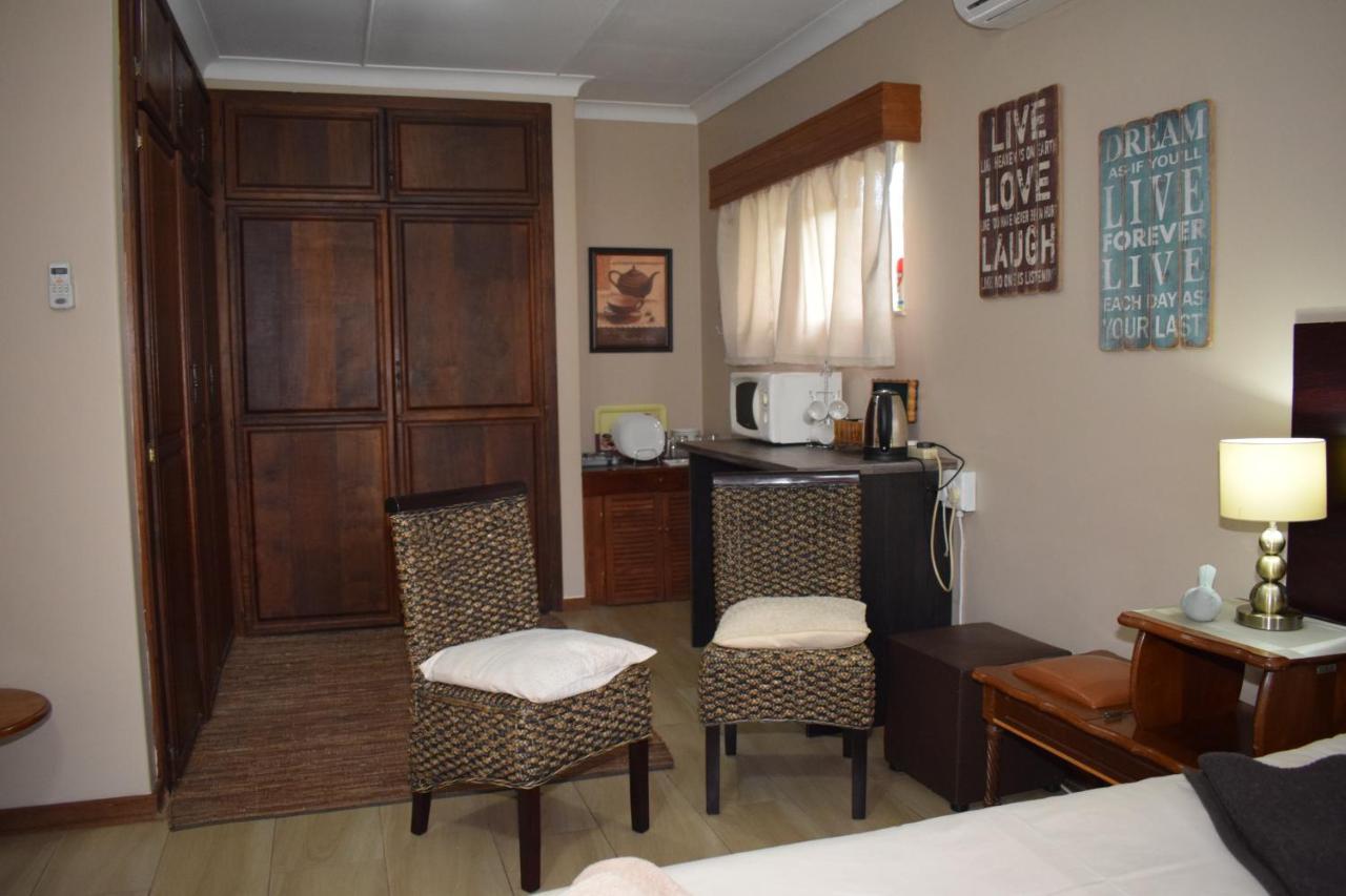 Gemstone Guest House クラークスドープ エクステリア 写真