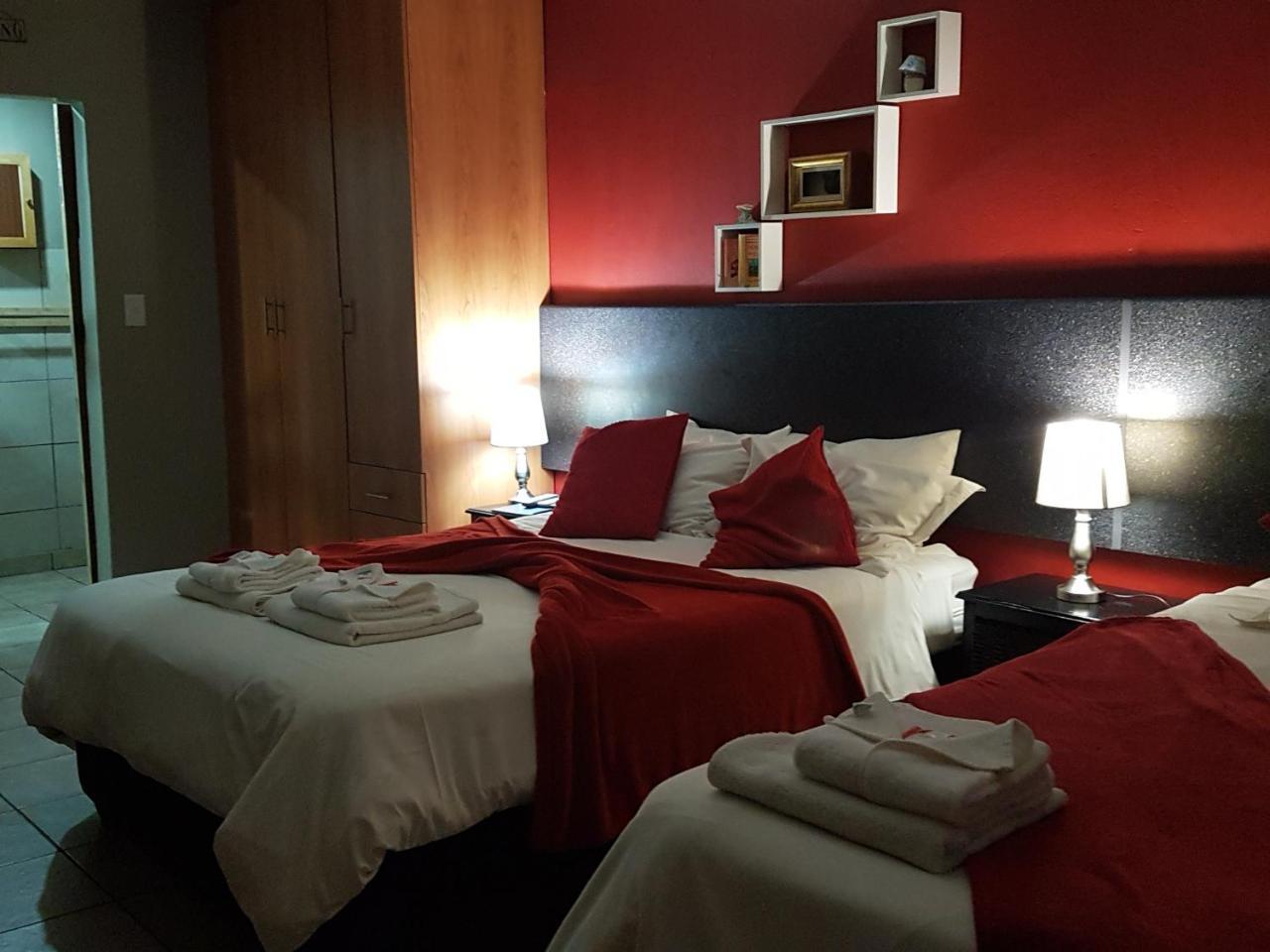 Gemstone Guest House クラークスドープ エクステリア 写真